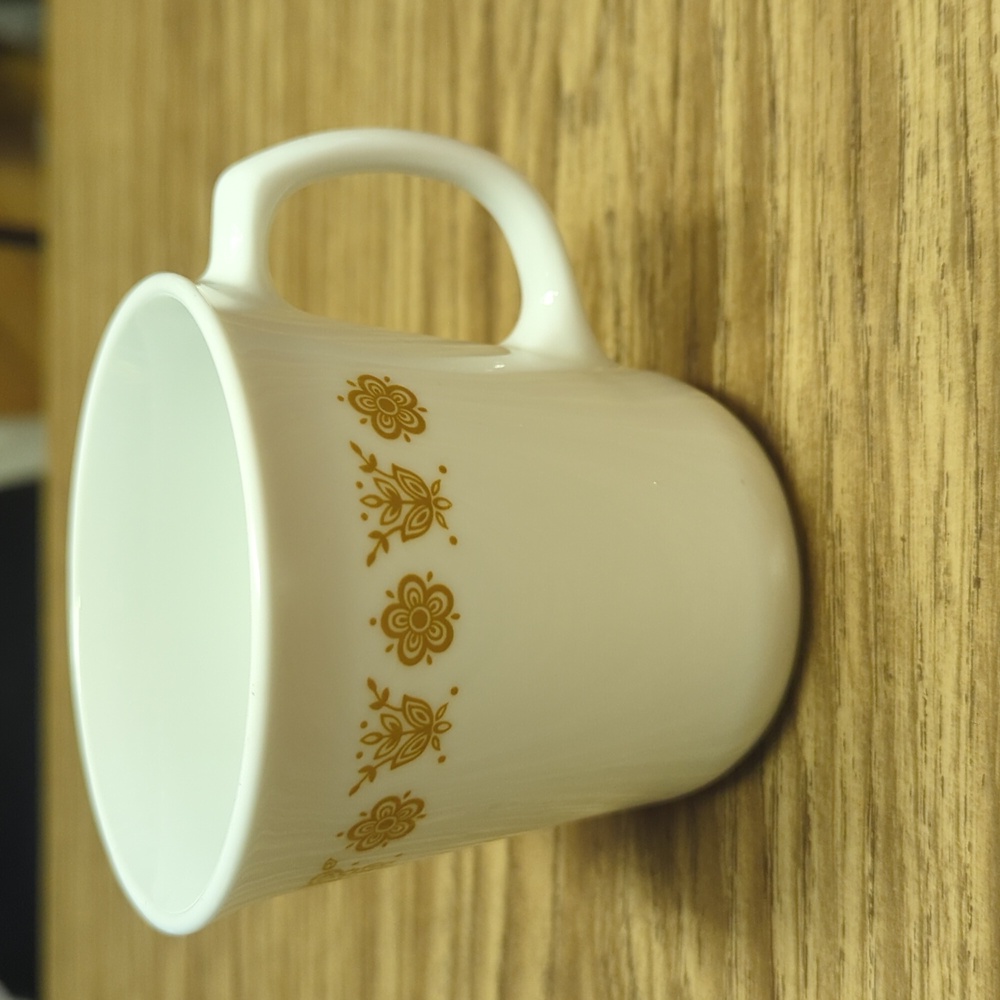 Butterfly Gold coffee mug Corning Corelle Pyrex